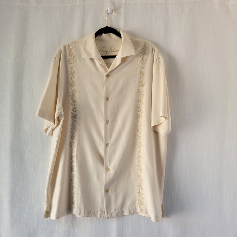 Tommy Bahama men's 100% silk embroidered button up short sleeve shirt size L